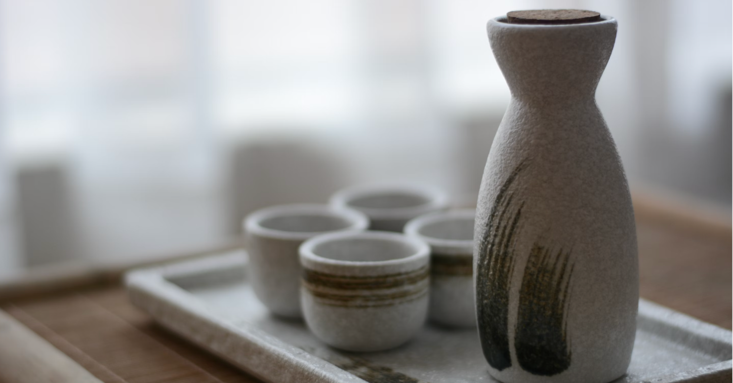 The Perfect Pour: A Connoisseur's Guide to Japanese Sake Cups (Ochoko, Guinomi, Sakazuki)
