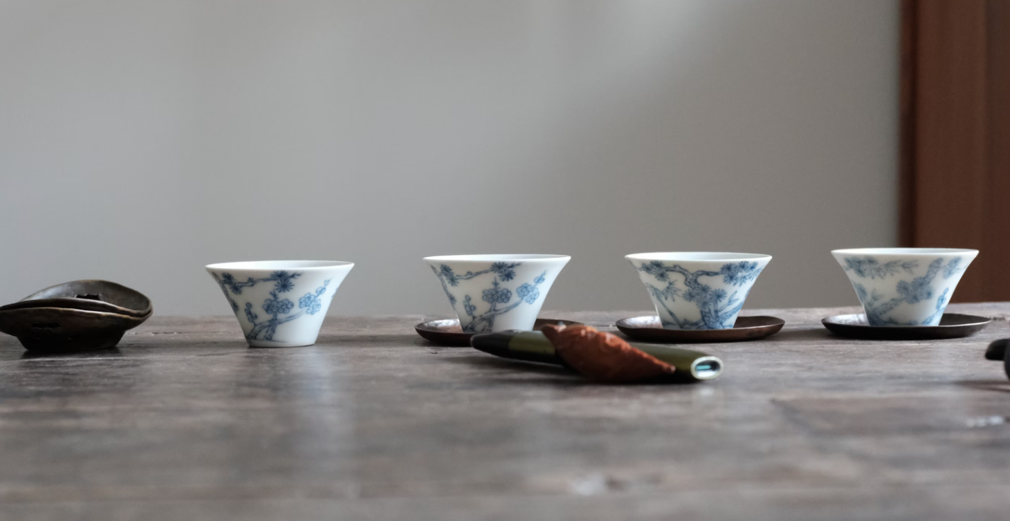 Beyond the Cup: Curating a Luxurious Japanese Sake Set for the Modern Home