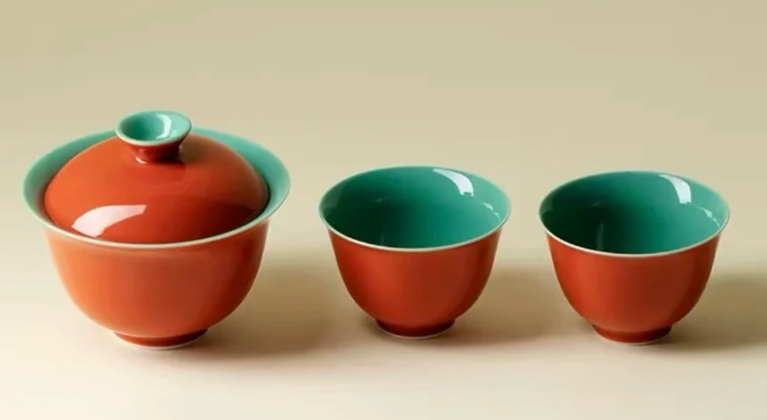 The Alchemy of Clay: The Journey of an Oriental Artisan Gaiwan from Earth to Vessel