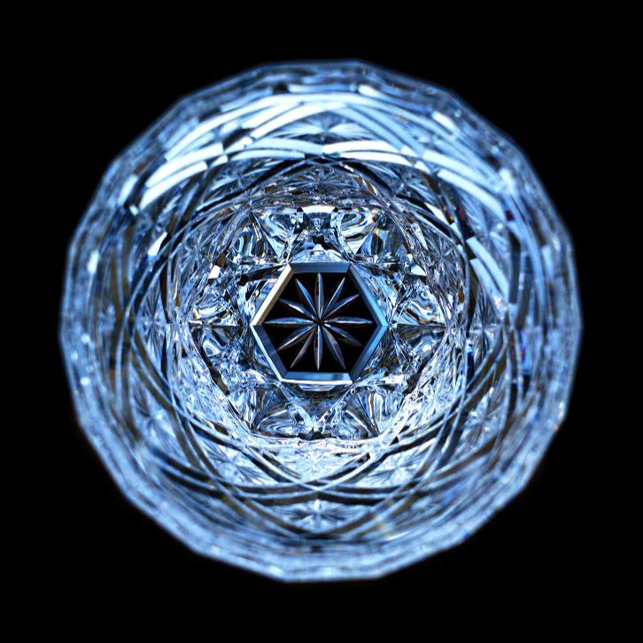 Edo Kiriko Handcrafted Hana Blossom Glass – A Petal of Perfection in Crystal
