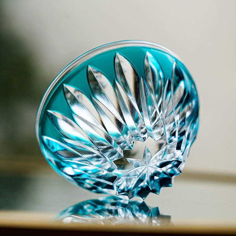 Edo Kiriko Handcrafted Lotus Glass – A Bloom of Purity and Enlightenment in Crystal