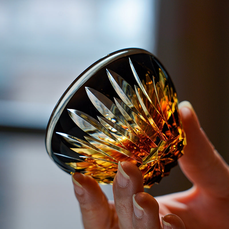 Edo Kiriko Handcrafted Lotus Glass – A Bloom of Purity and Enlightenment in Crystal