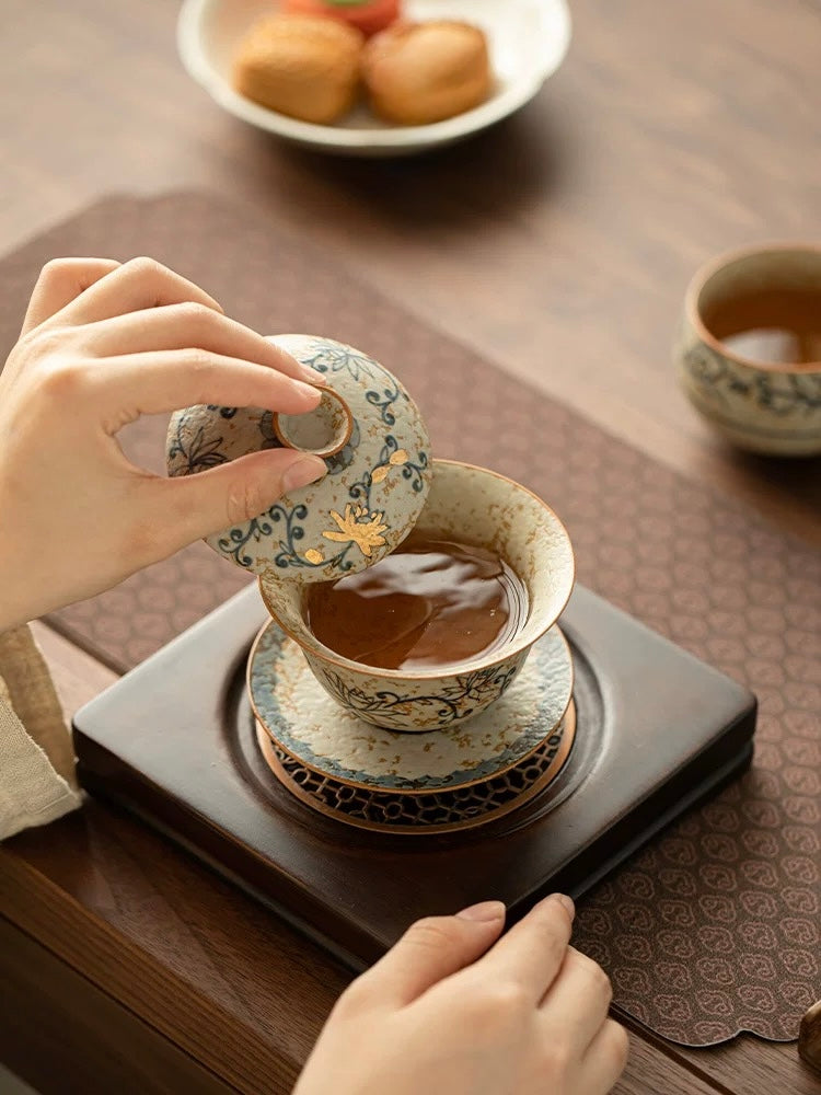 Hand-Painted Blue & White "Intertwining Lotus" Flint-Red Sancai Gaiwan