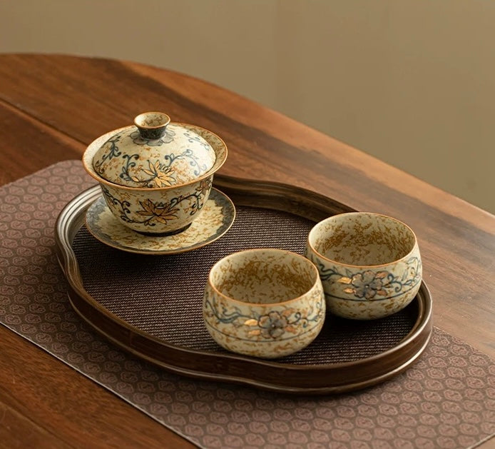 Hand-Painted Blue & White "Intertwining Lotus" Flint-Red Sancai Gaiwan