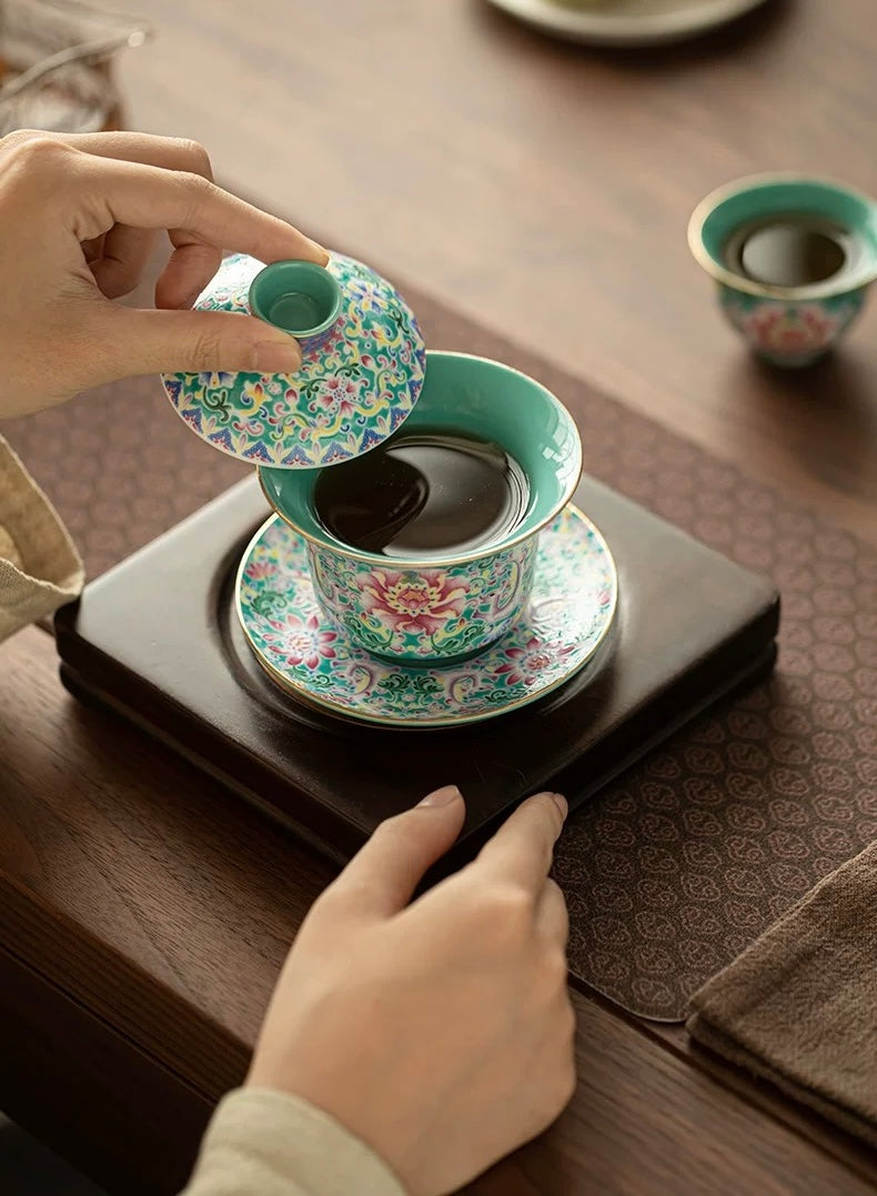 Turquoise Green Enamel "Intertwining Lotus" Floating Sancai Gaiwan