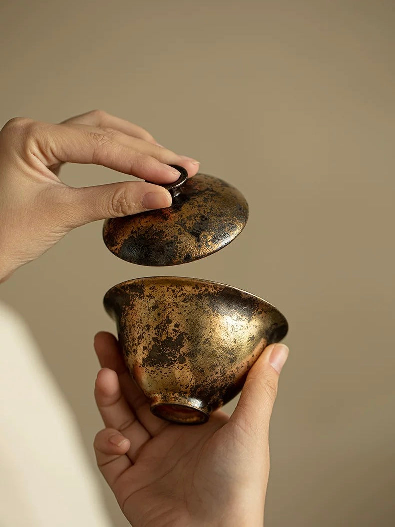 Shino-Style Gilded "Green Grain" Two-Piece Gaiwan