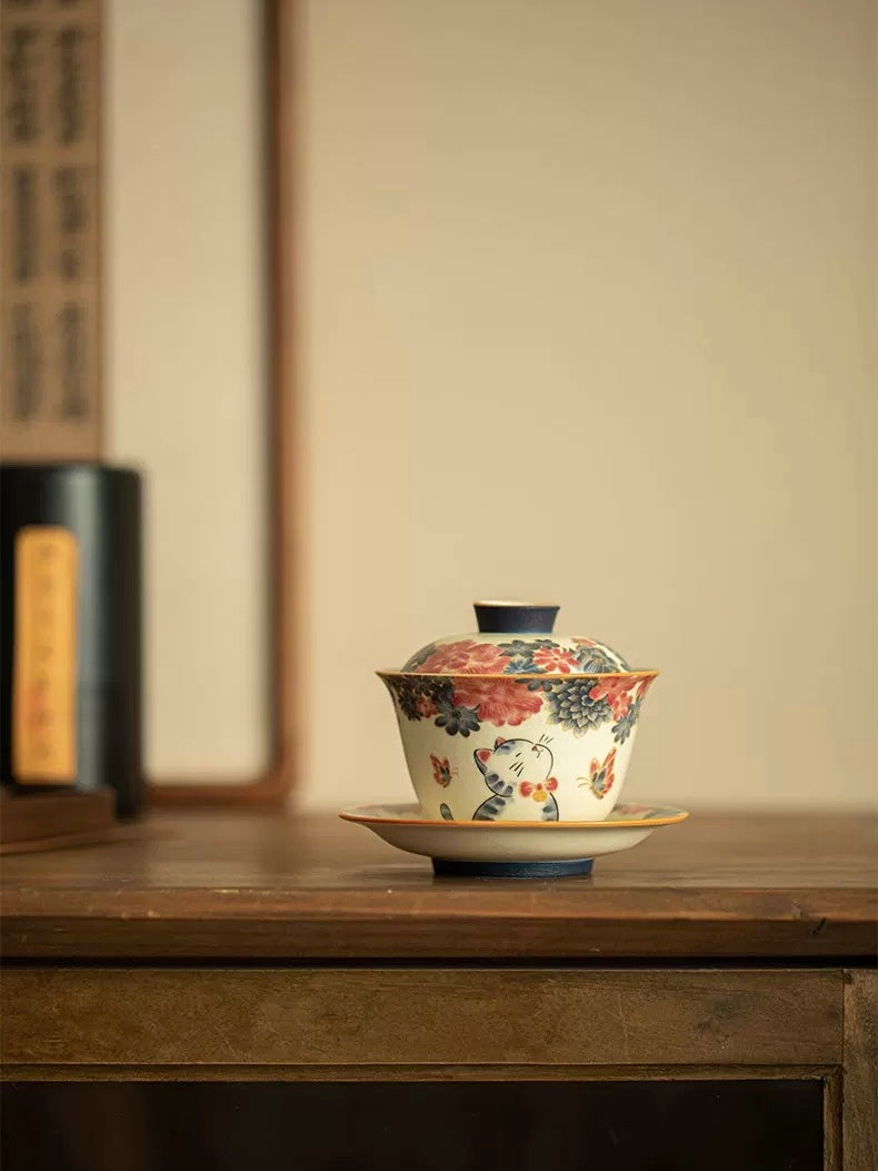 Hand-Painted "Cats in the Garden" Sancai Gaiwan