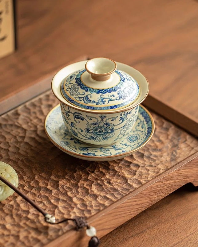 Imitation Song "Yellow Ru" Ware Intertwining Lotus Floating Gaiwan