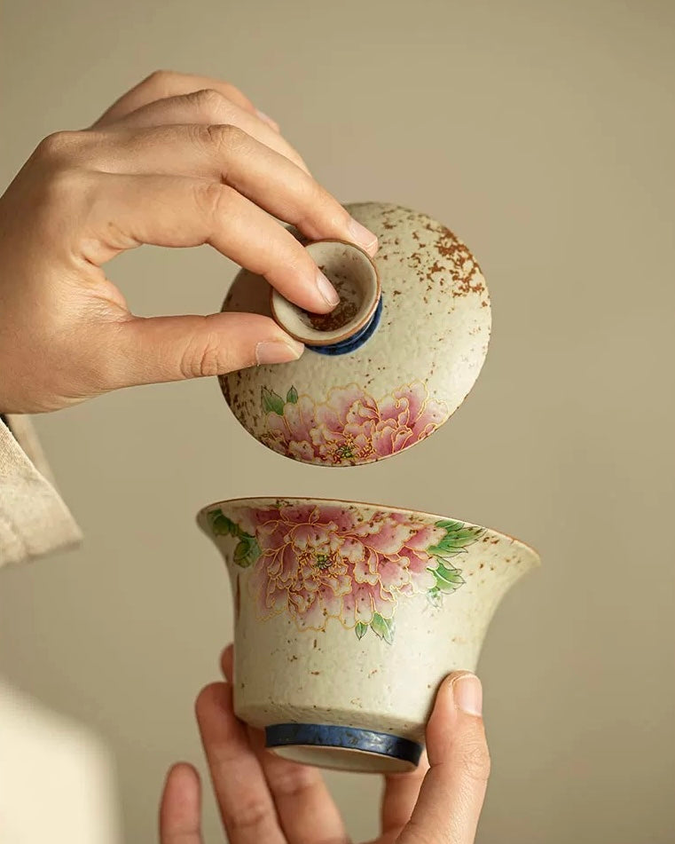 "Golden Thread Peony" Flint-Red Sancai Gaiwan