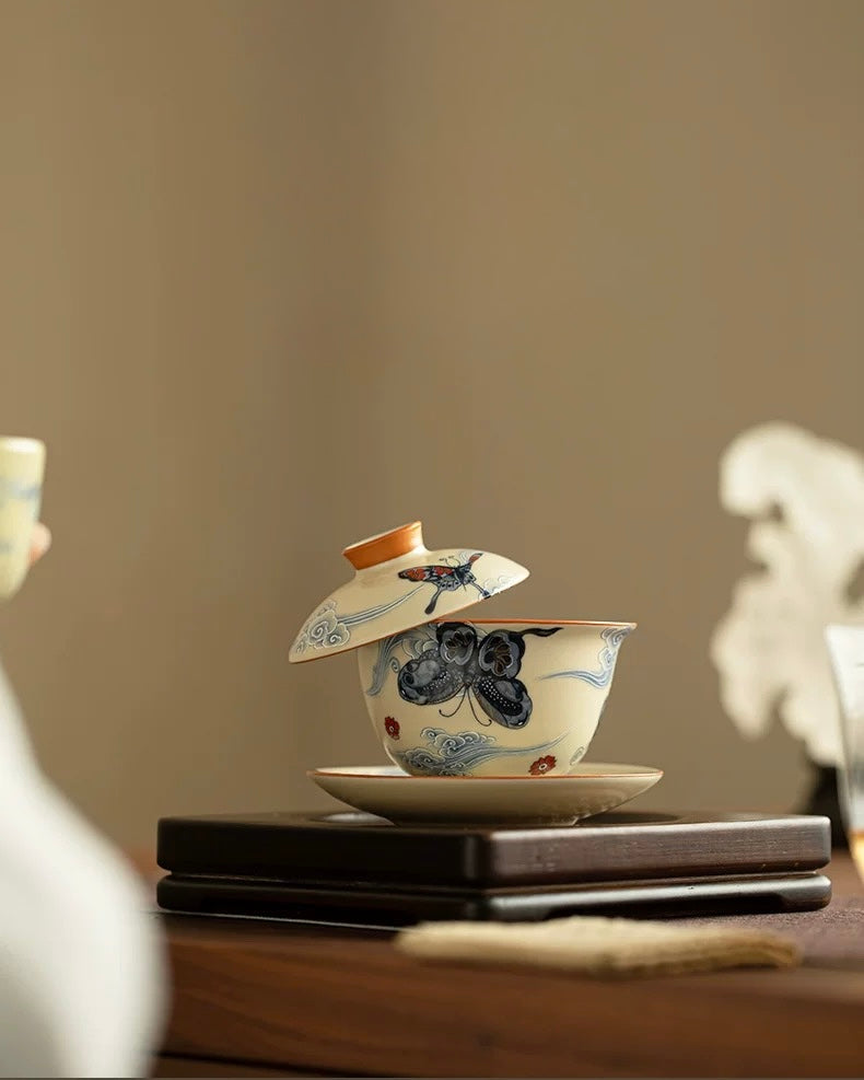 Ru Ware "Auspicious Clouds & Dancing Butterflies" Floating Gaiwan