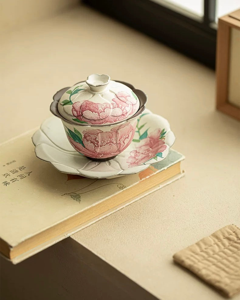Aged Rock Clay "Peony Tide" Sancai Gaiwan