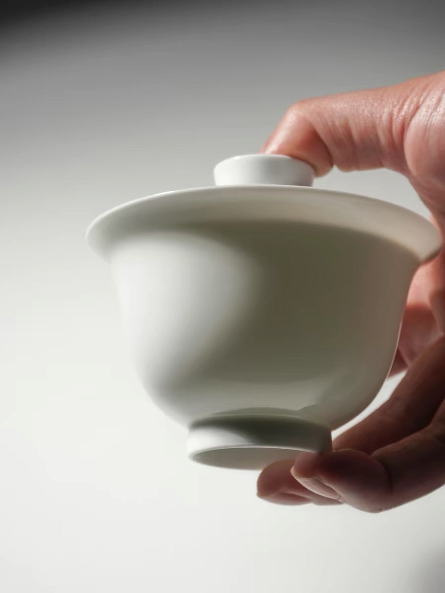Cloudlight Eggshell Porcelain Gaiwan