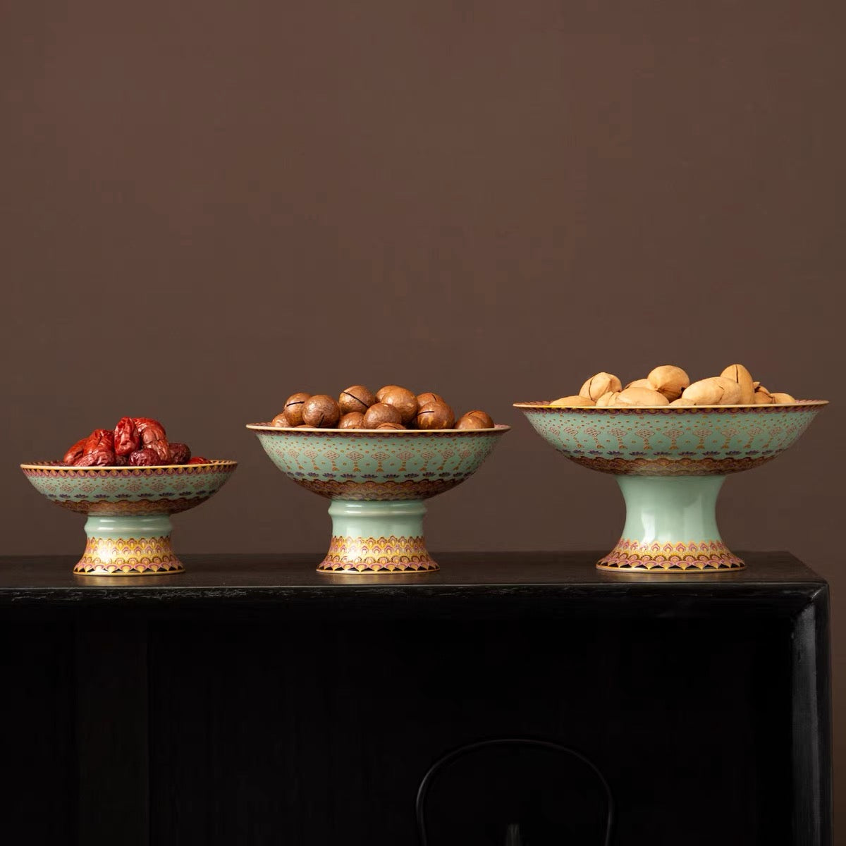 Lotus Pedestal Tea Pastry Stand