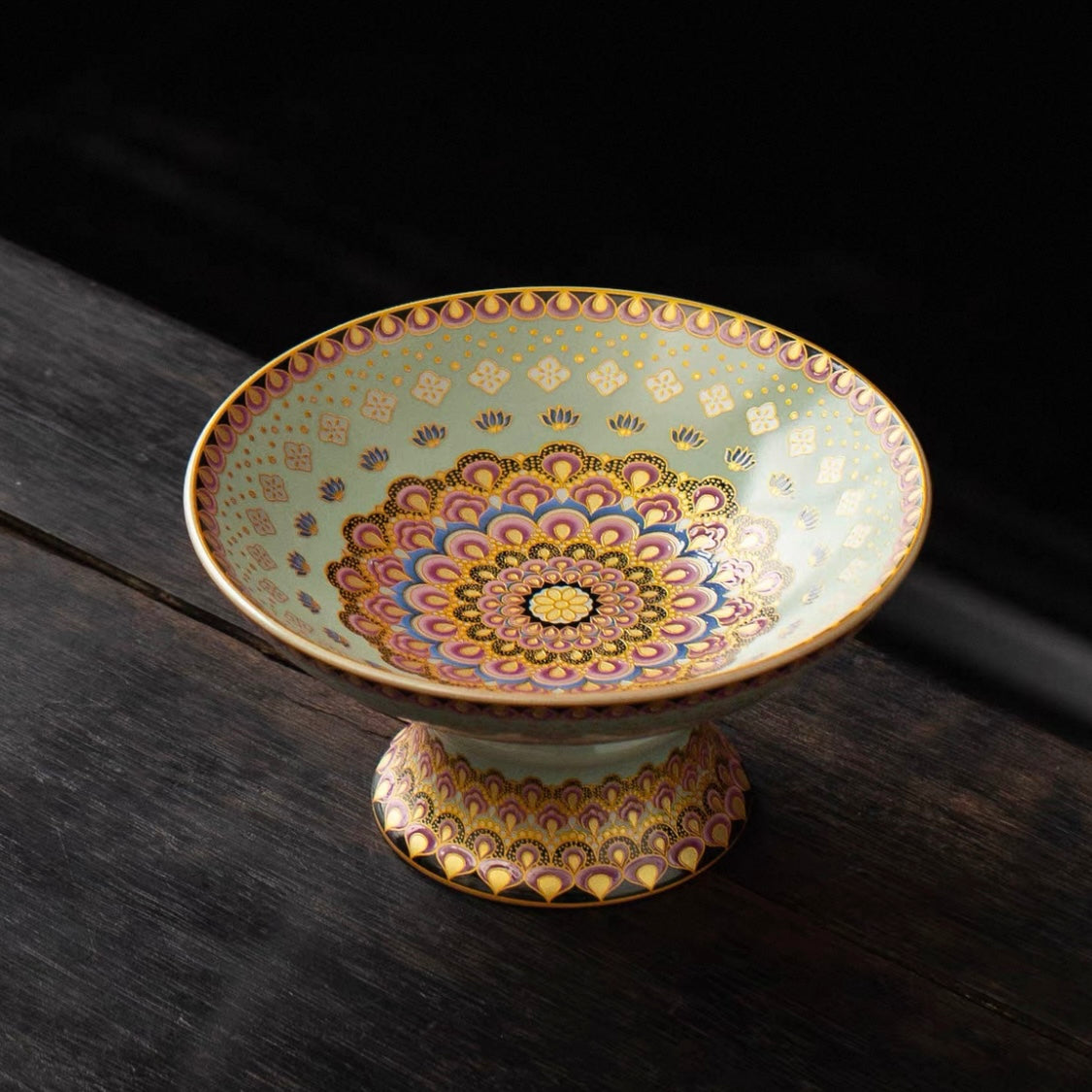 Lotus Pedestal Tea Pastry Stand