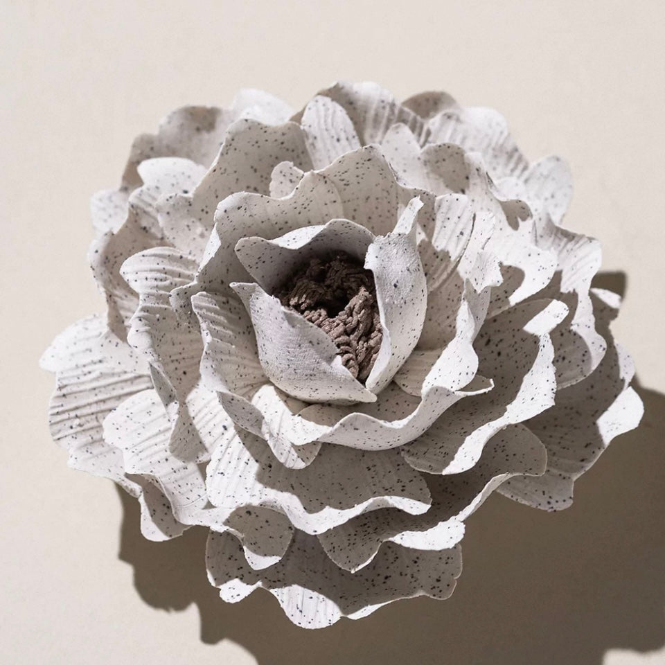 Jingdezhen Hand-Sculpted Ceramic Flower Incense Holder and Aroma Diffuser