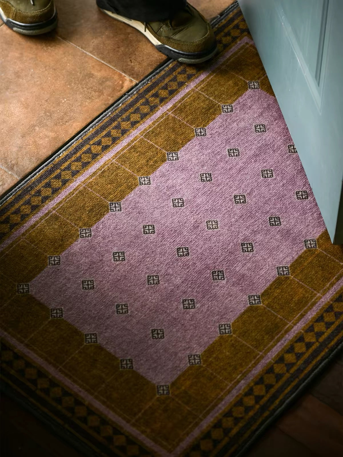 "Nanyang" Vintage Entryway Rug – A Journey Through Tropical Heritage