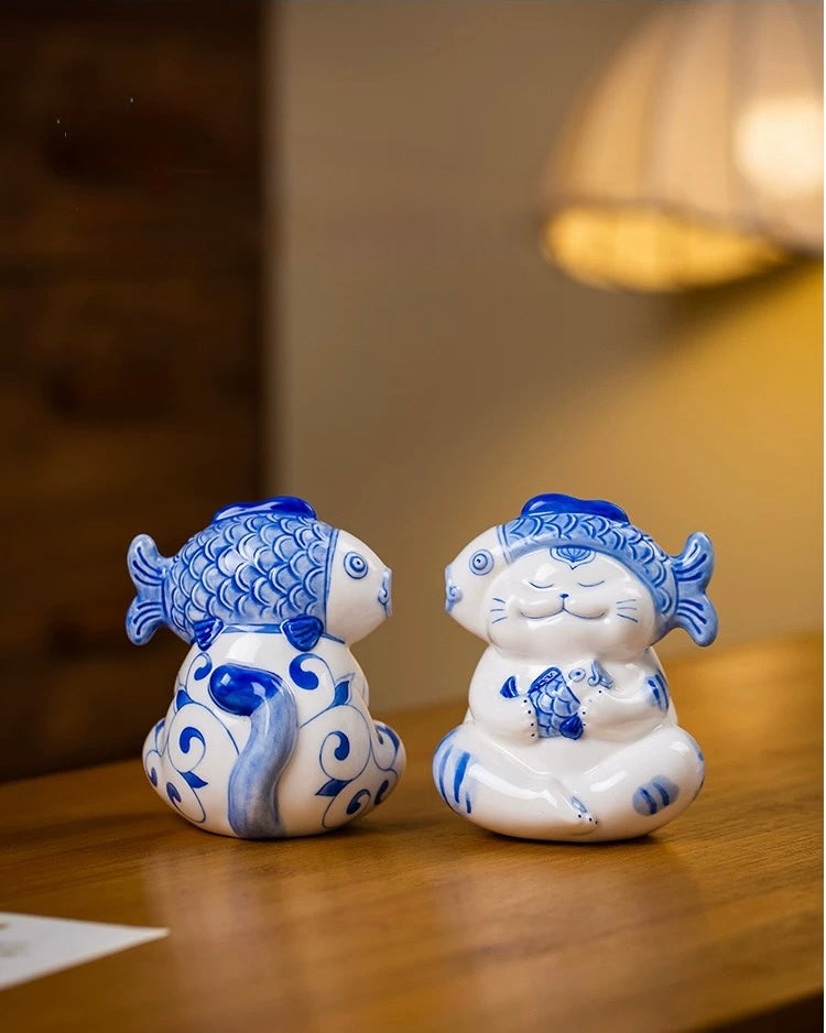 Jingdezhen Contemporary "Healing" Ceramic Cat | Cute Handcrafted Desktop Decor