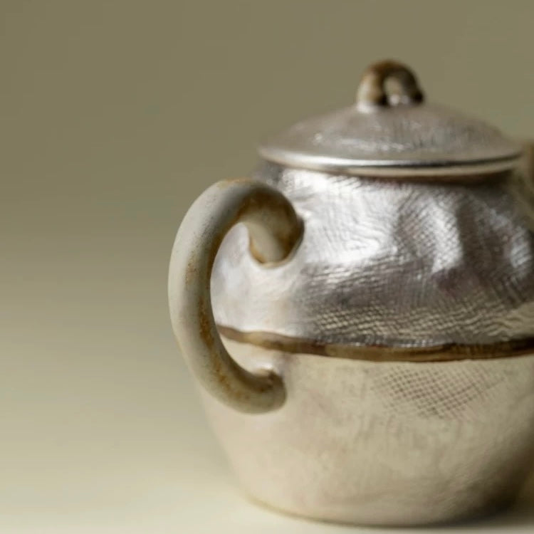 Handcrafted Japanese "Finger-Pressed" Coarse Pottery Teapot | Gilded Silver Interior (115ml)