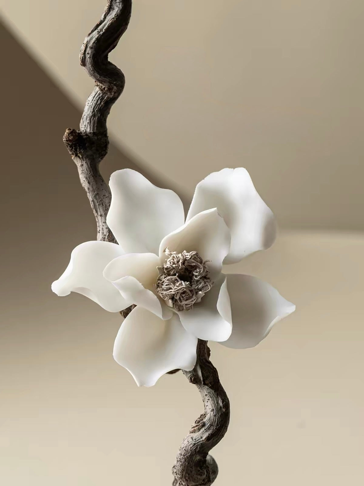 Handcrafted Gardenia Porcelain Incense Holder – Jingdezhen Ceramic Flower with Optional Walnut Wood Base