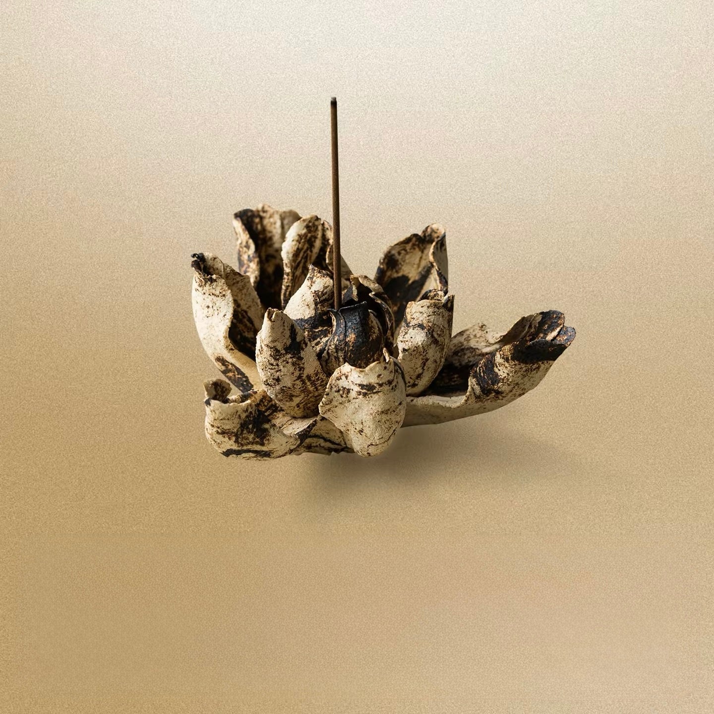 Handcrafted Gardenia Ceramic Incense Holder – Artisan Floral Sculpture with Optional Engraved Walnut Base