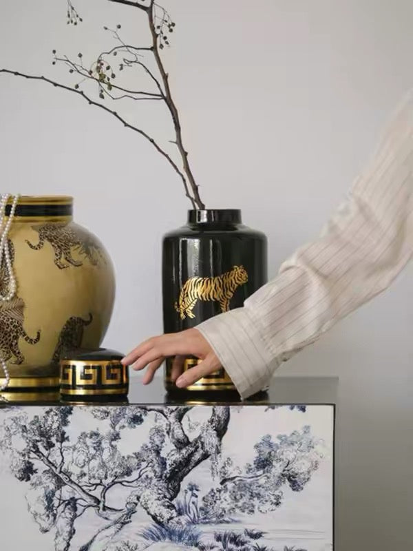 Savannah Duo Ceramic Vase Set – Leopard Gold and Panther Black Sculptural Vases