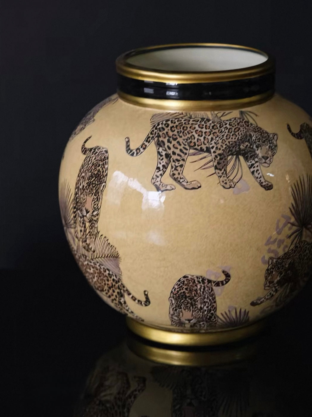 Savannah Duo Ceramic Vase Set – Leopard Gold and Panther Black Sculptural Vases