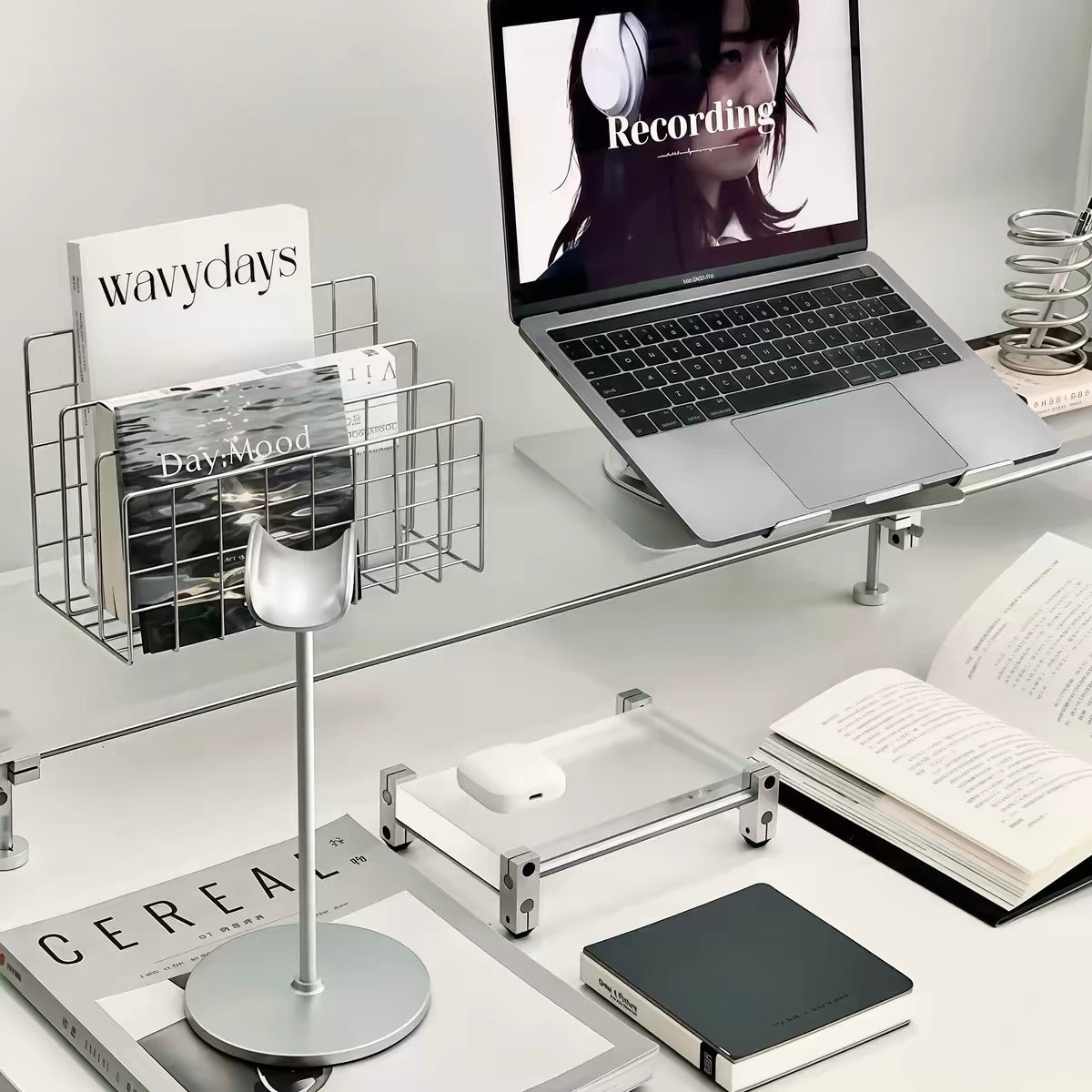 Lucent Acrylic Object Tray