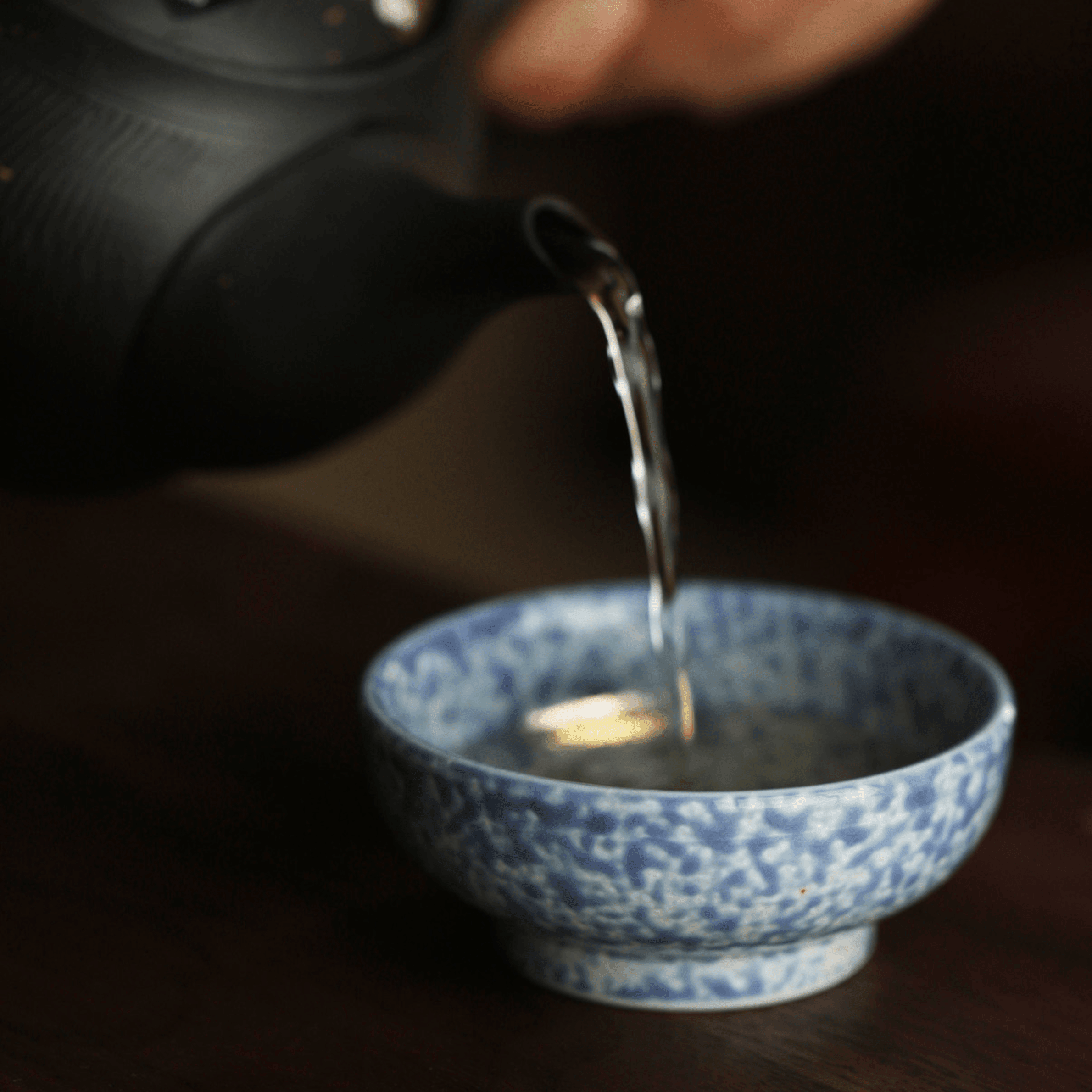 Touetsugama Japanese Golden Glazed Tea Set – A Luminous Journey Through Tradition