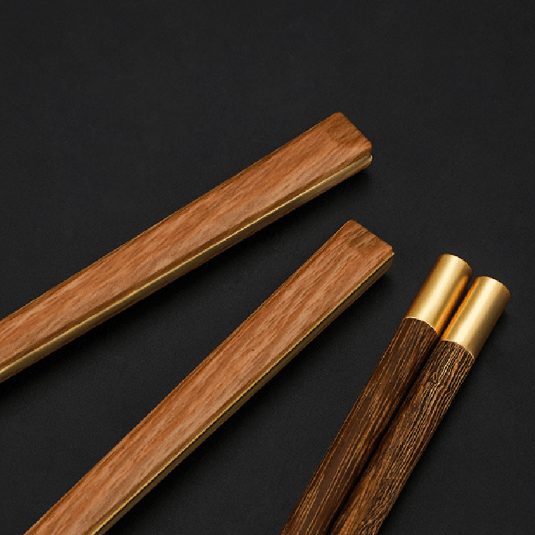 Stainless Steel Utensil Set with Wooden Handles – Modern Elegance for Every Meal