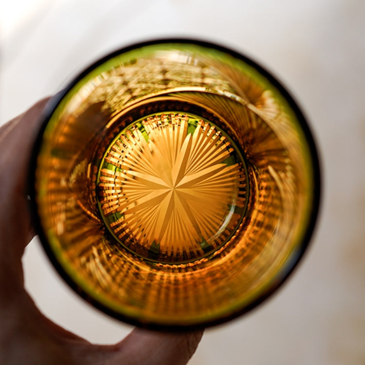 Edo Kiriko Handcrafted Crane Feather Whisky Glass – A Masterpiece of Japanese Artistry