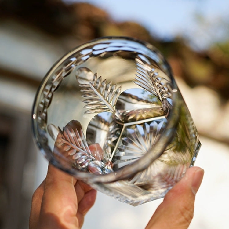Edo Kiriko Handcrafted Feather Motif Whisky Glass – A Graceful Expression of Light and Freedom