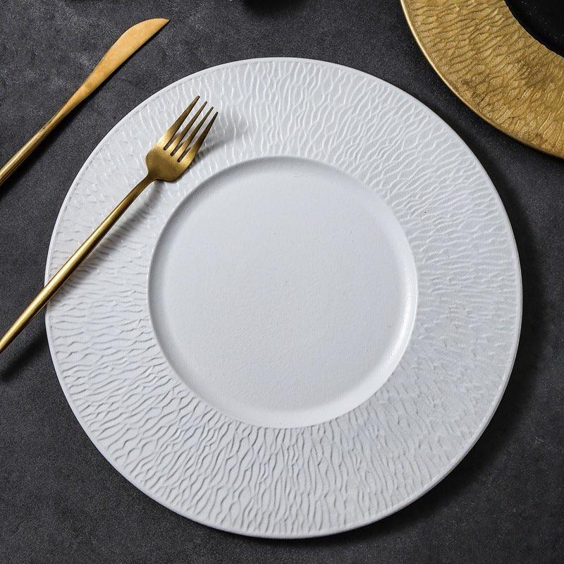 Matte Ceramic Steak Serving Plates – The Perfect Canvas for Your Culinary Masterpiece