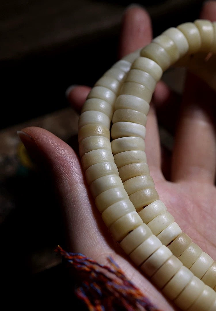 Tibetan Yak Bone Mala Bracelet for Men – 108 Beads for Mindful "Panwan"