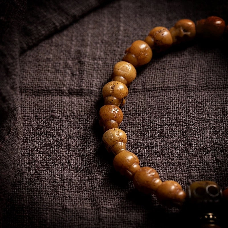 Tibetan Yak Bone Skull Mala Bracelet – Embrace the Impermanence