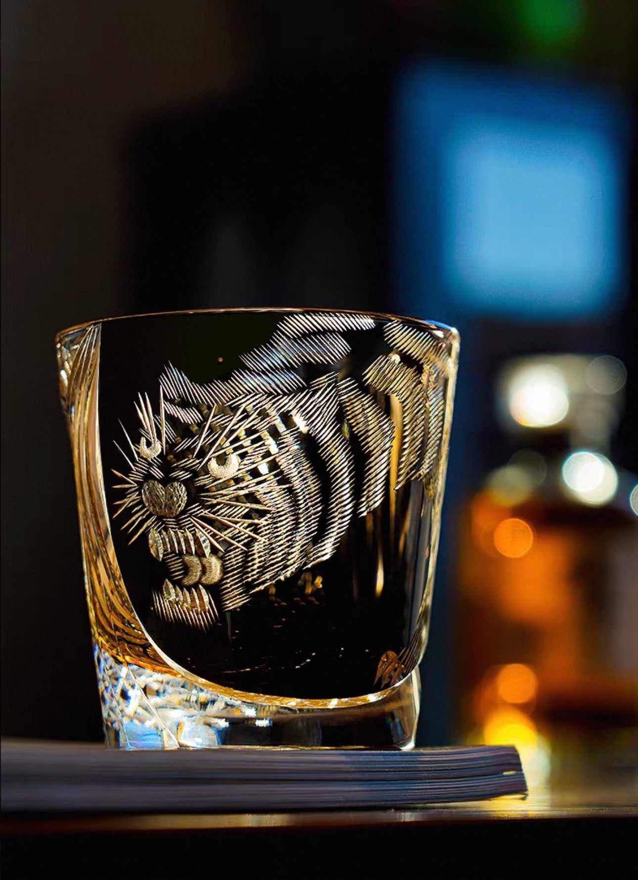 The "Majestic Tiger" Master-Edition Edo Kiriko Whiskey Glass