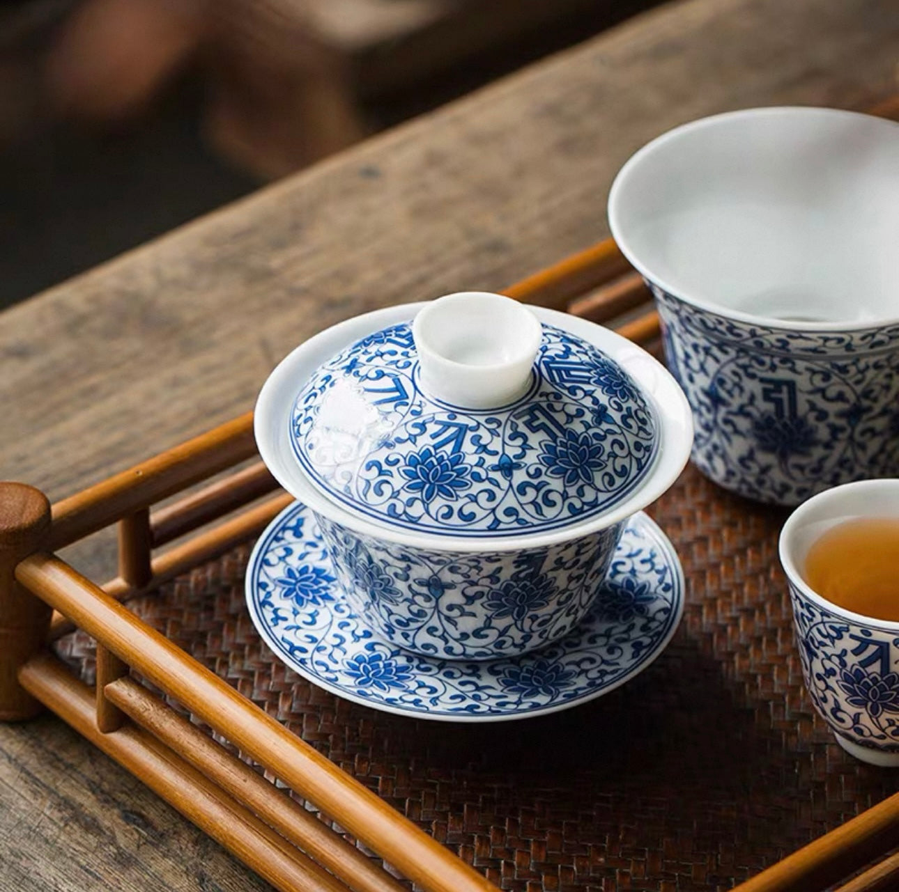 Retro Blue White Porcelain Gaiwan Tea Set