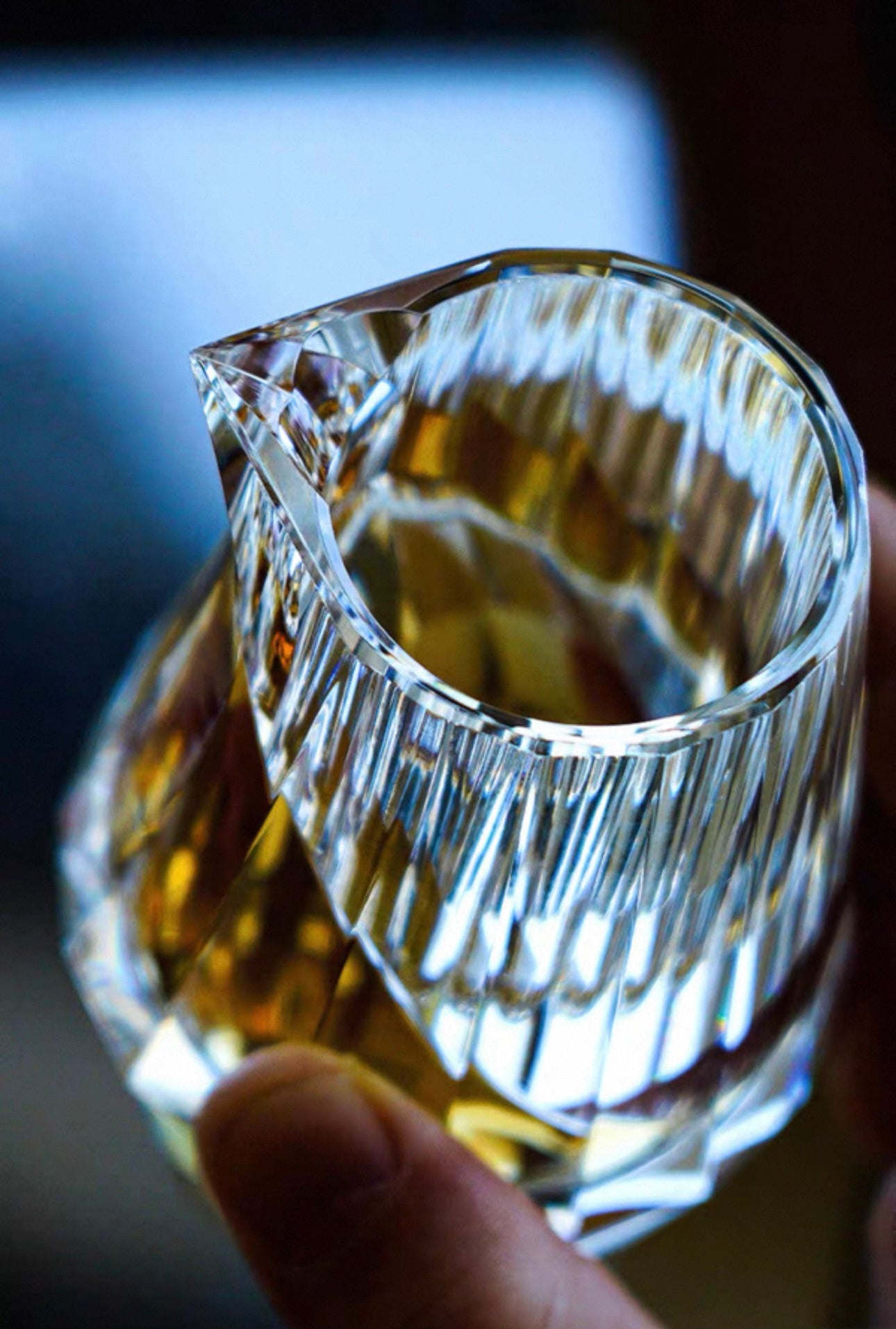 Handcrafted Cut-Glass K9 Crystal Liquor Decanter Set