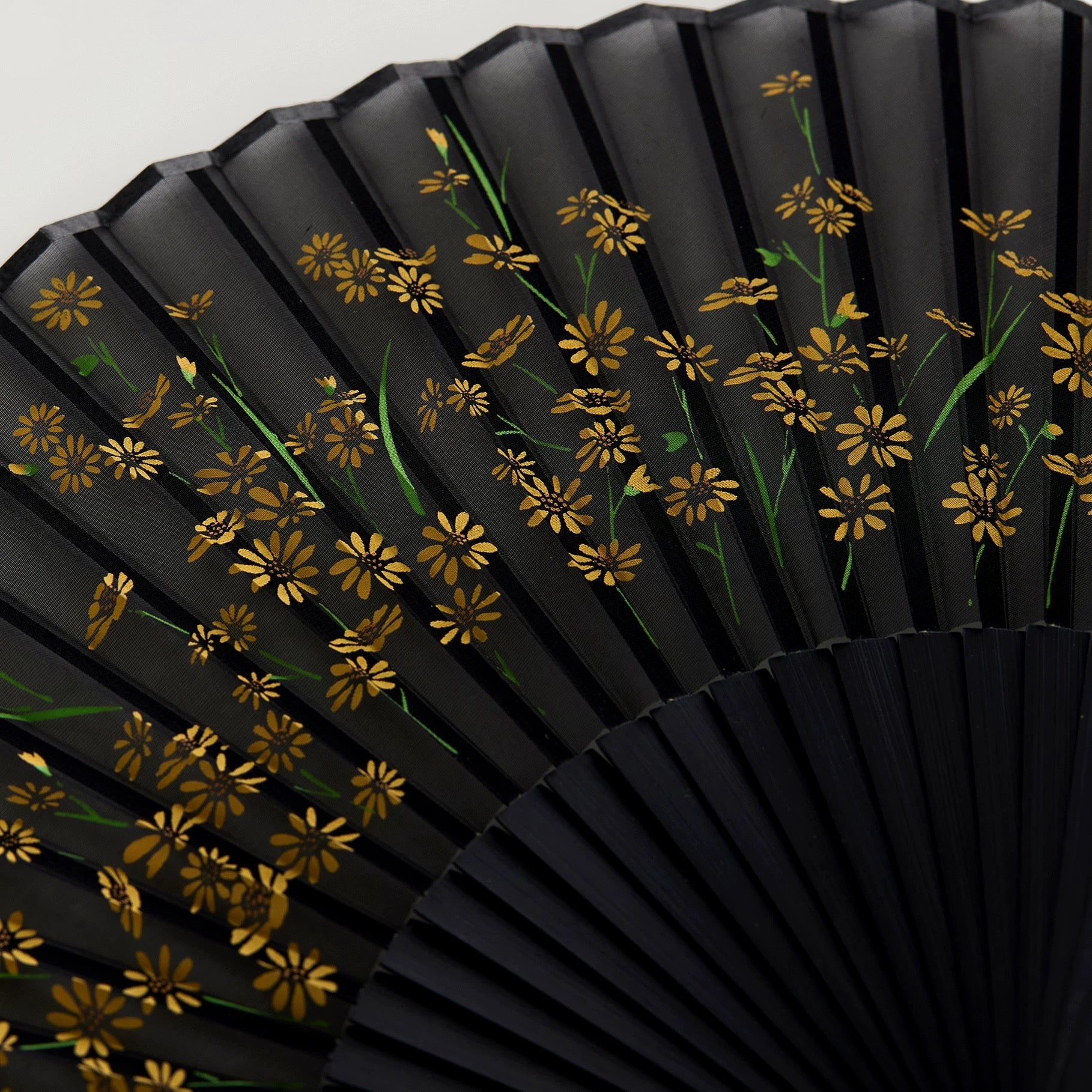 All-Bamboo Rib Silk Folding Fan | Daisy, Lily & Hibiscus Collection