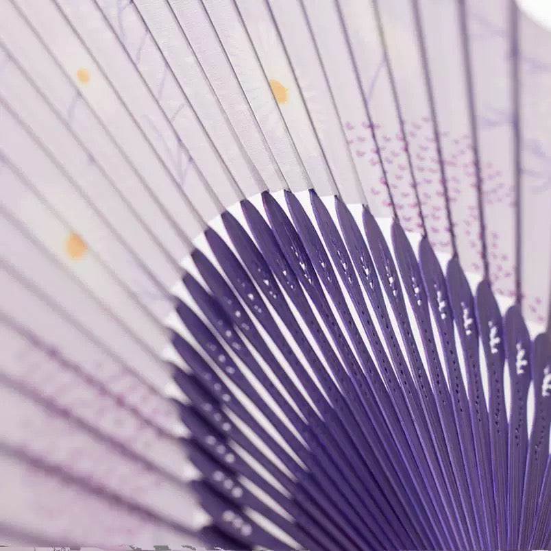 Chamomile Silk & Bamboo Folding Fan | Bespoke Floral Collection