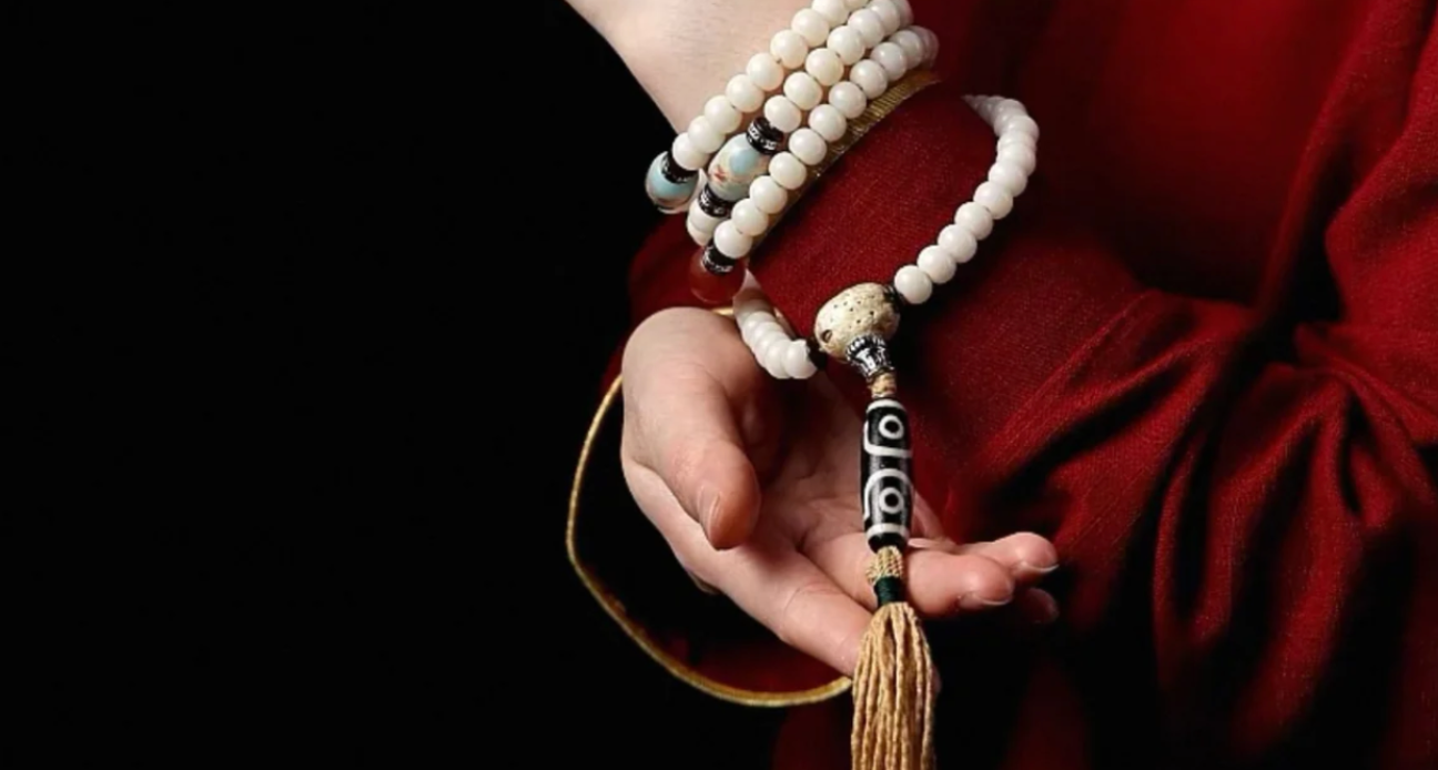Why the Tibetan Mala is the Ultimate Meditation Tool