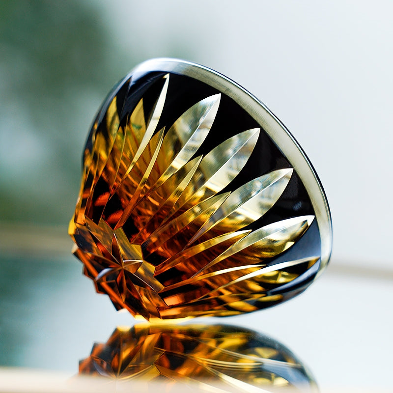 Edo Kiriko Handcrafted Lotus Glass – A Bloom of Purity and Enlightenment in Crystal