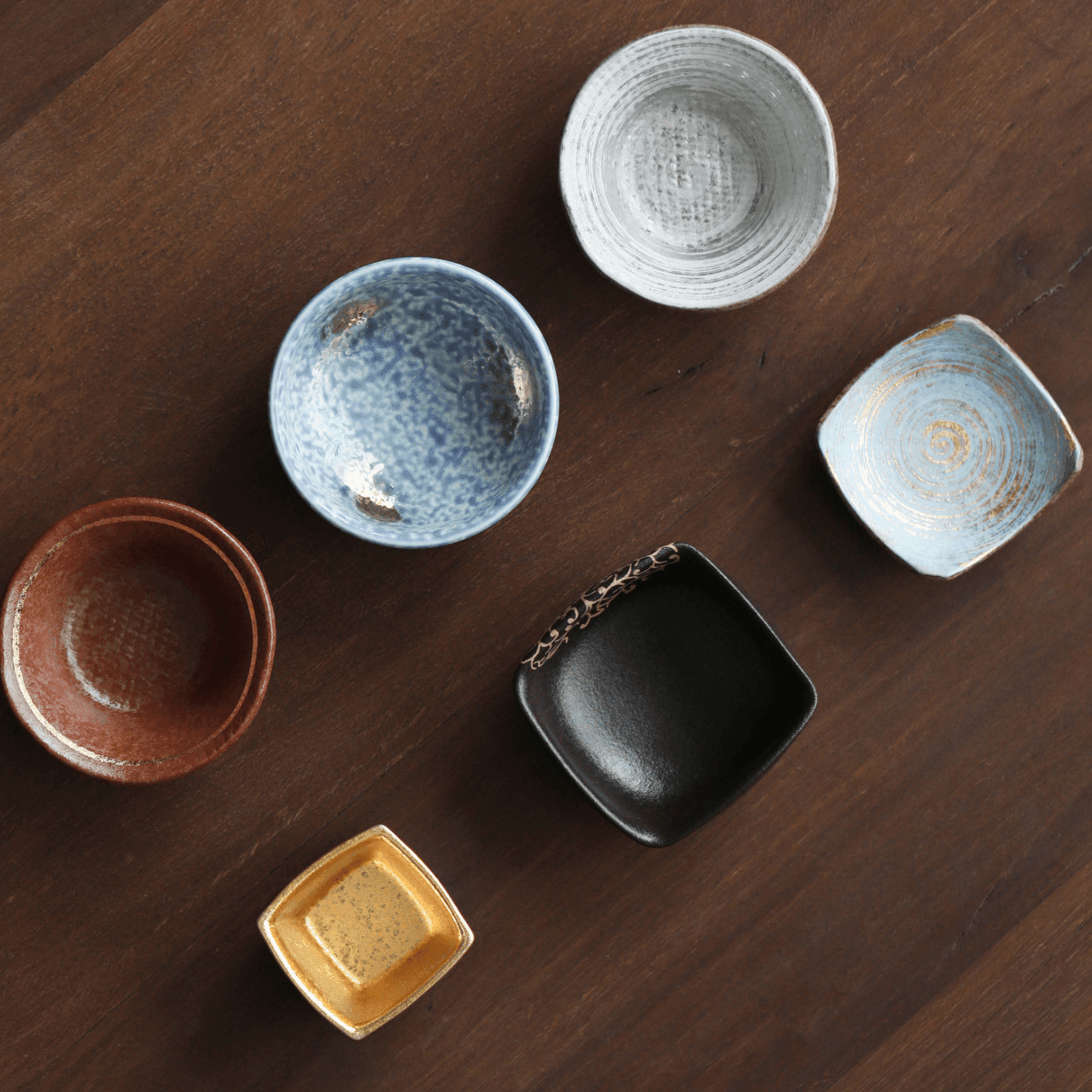 Touetsugama Japanese Golden Glazed Tea Set – A Luminous Journey Through Tradition