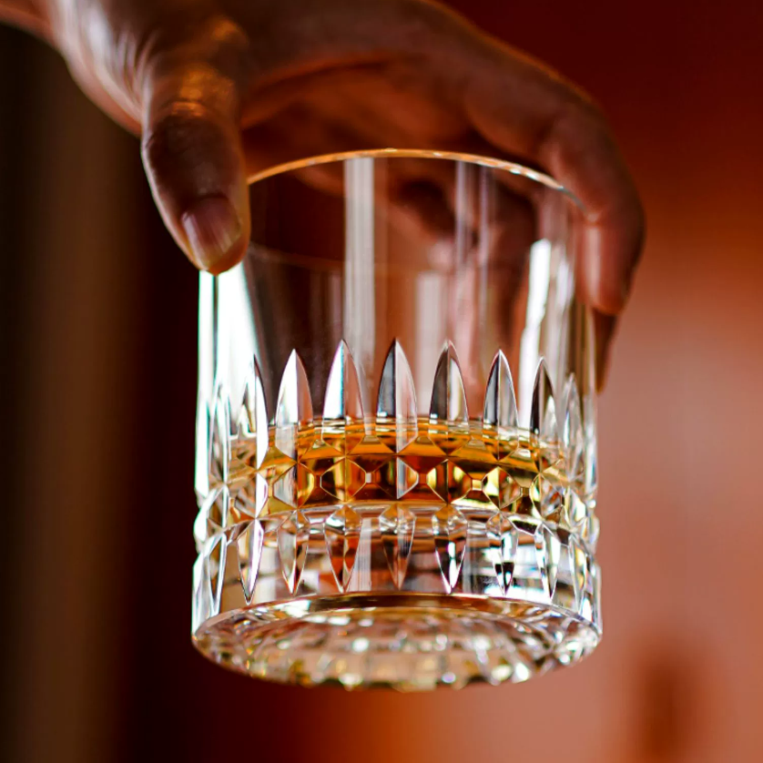 Edo Kiriko Crystal Royale Whisky Glass with Wooden Box – A Regal Expression of Japanese Craftsmanship