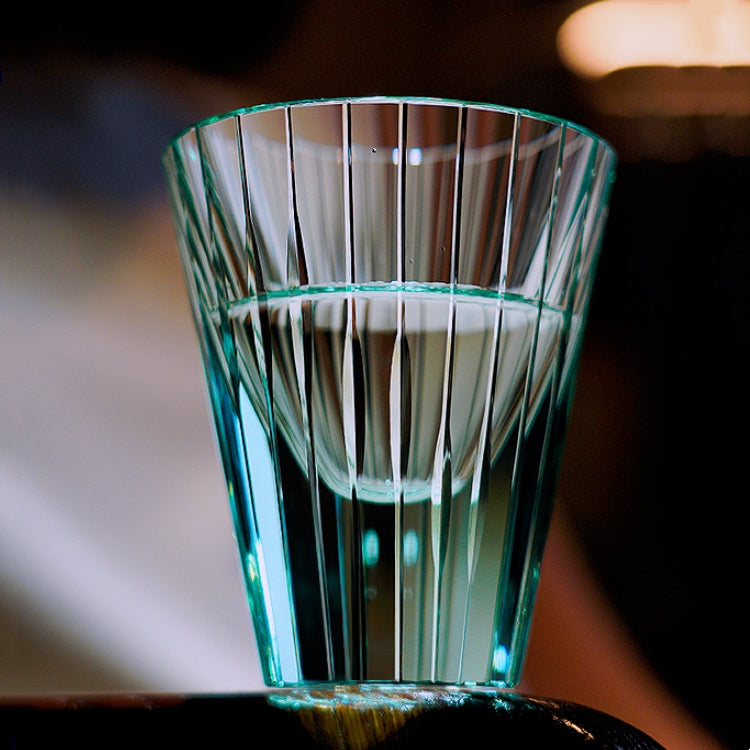 Edo Kiriko Handcrafted Starlit Guqin Whisky Glass – A Symphony of Light and Heritage