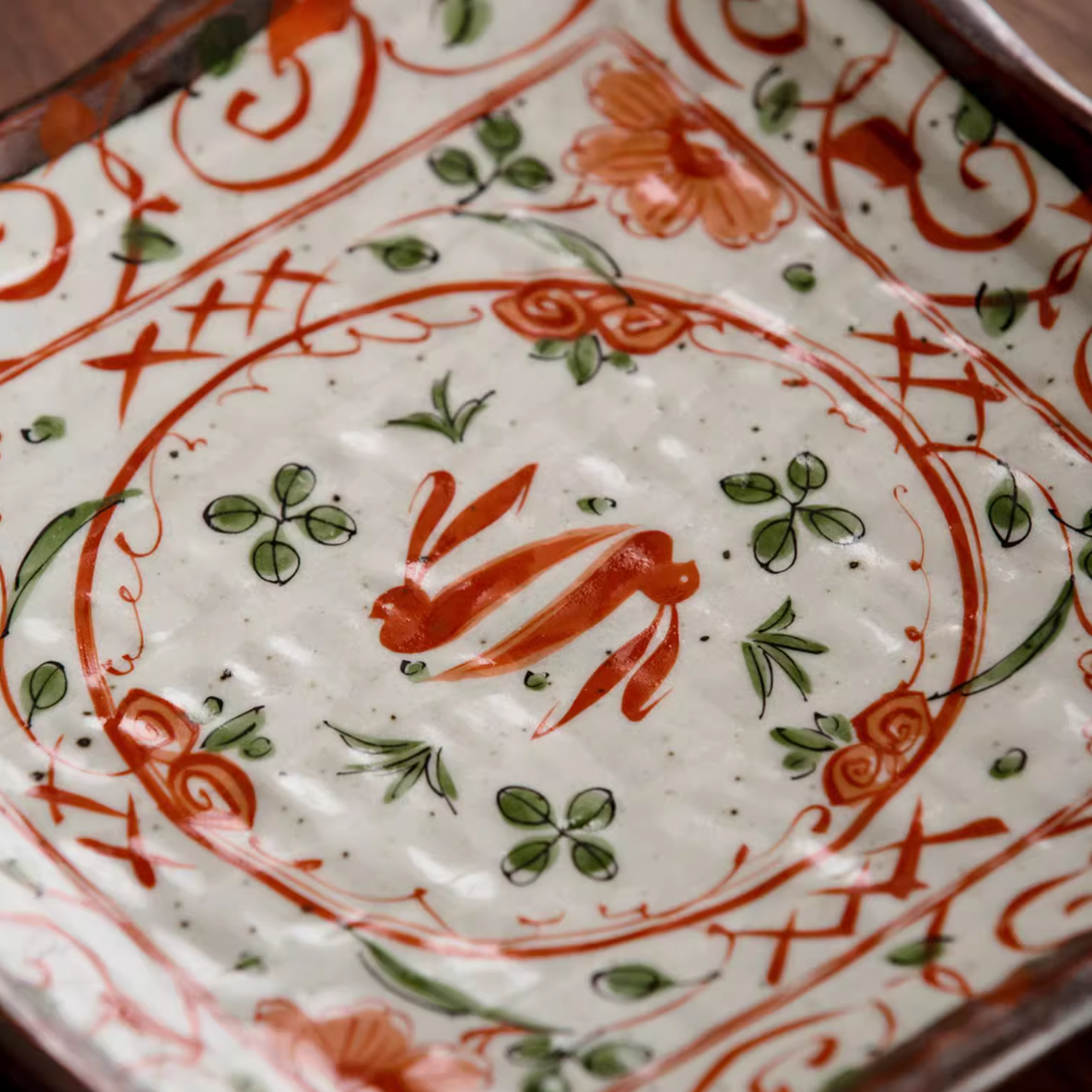 Authentic Mino-yaki "Akai" Rabbit Motif Large Platter