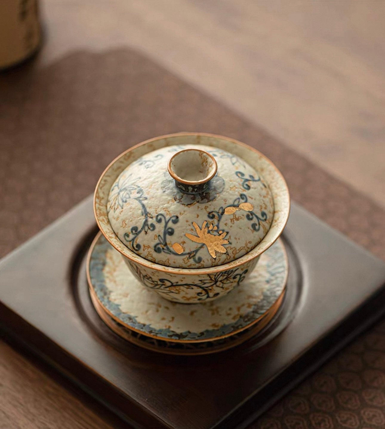Hand-Painted Blue & White "Intertwining Lotus" Flint-Red Sancai Gaiwan