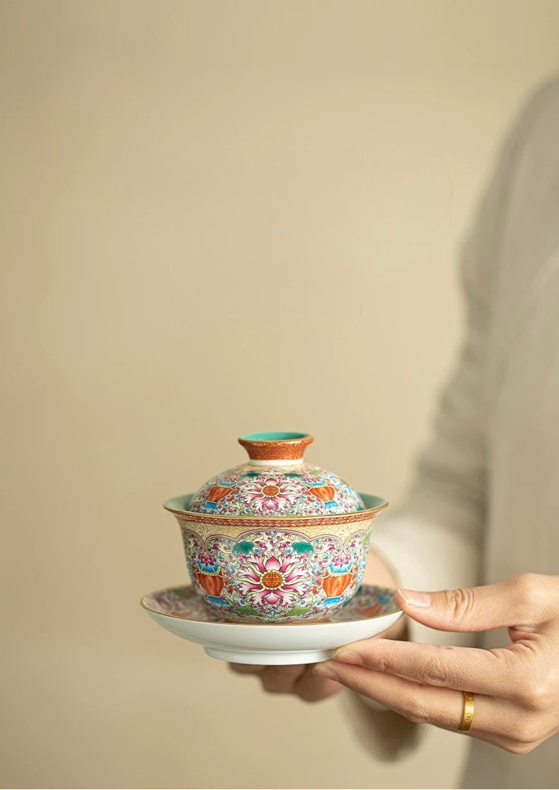 "Splendid Intertwining Lotus" Falangcai Sancai Gaiwan (Large Edition)