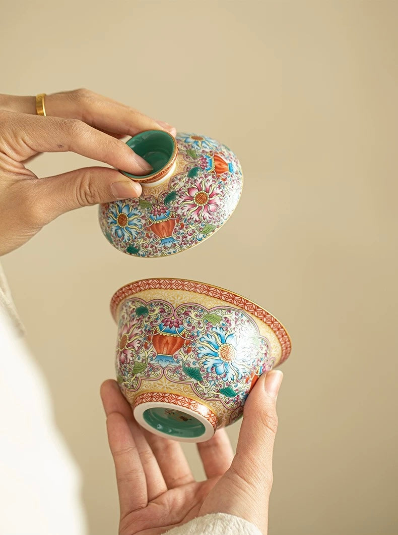 "Splendid Intertwining Lotus" Falangcai Sancai Gaiwan (Large Edition)