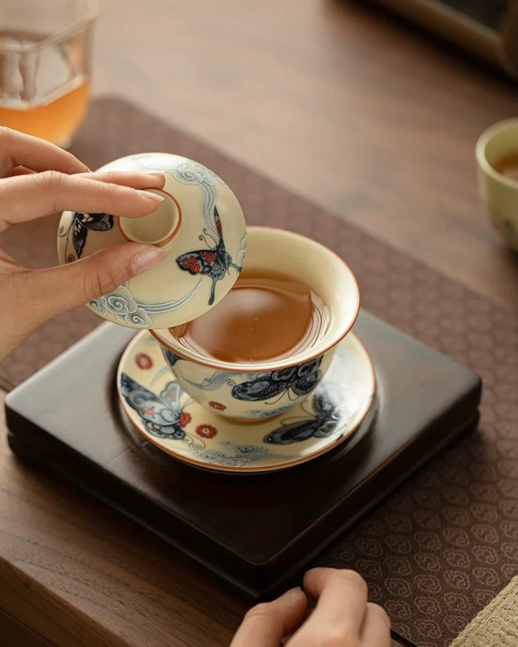 Ru Ware "Auspicious Clouds & Dancing Butterflies" Floating Gaiwan