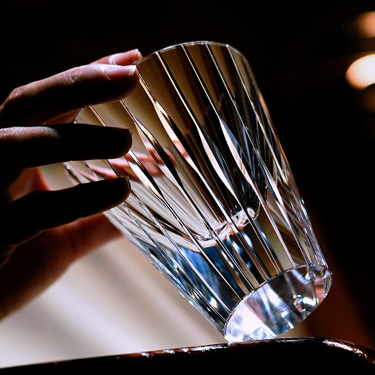 Edo Kiriko Handcrafted Starlit Guqin Whisky Glass – A Symphony of Light and Heritage